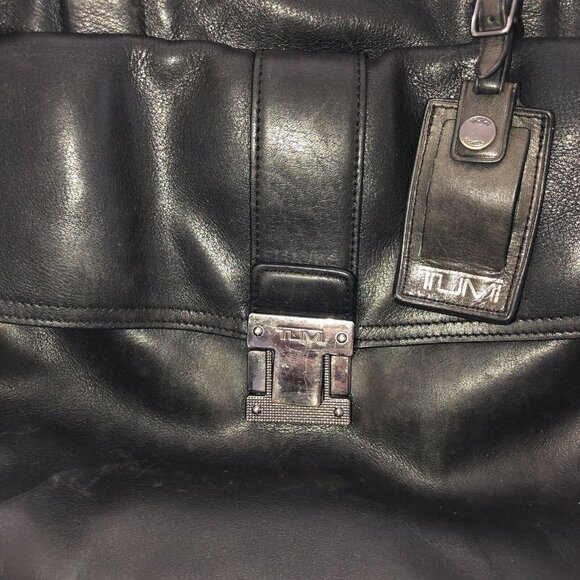 TUMI Beacon Hill Black Leather Padded Laptop Briefcase with Strap #068560 - Picture 3 of 12